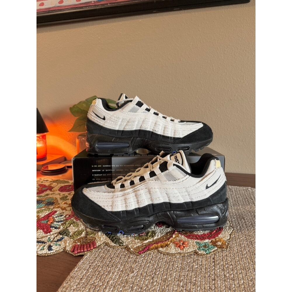 Nike Air Max 95 Big Bubble City Paris France Atelier Family Reunion IQ0284 010